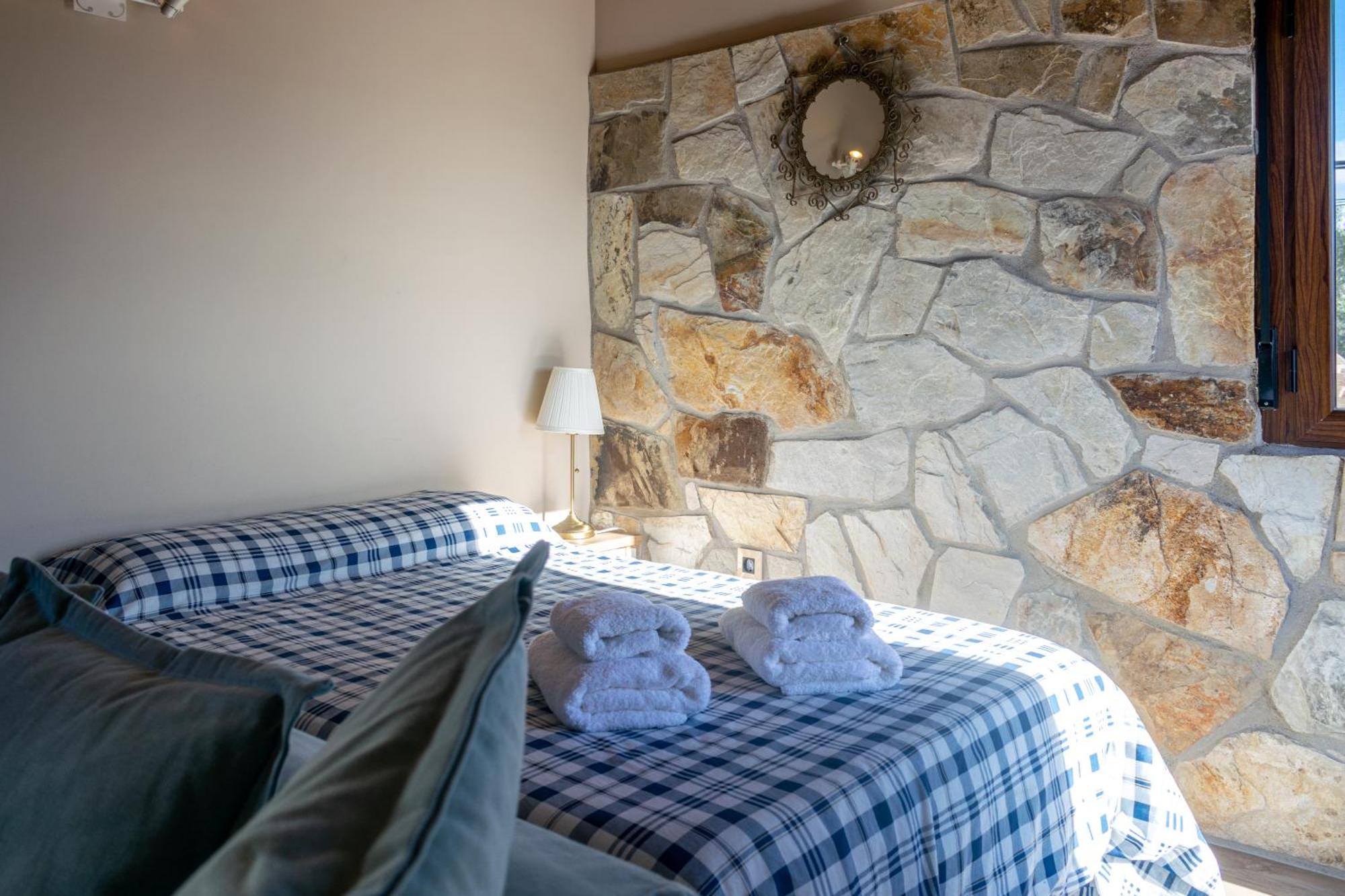 Casa Rural Madre Maravillas Navalcán Kültér fotó